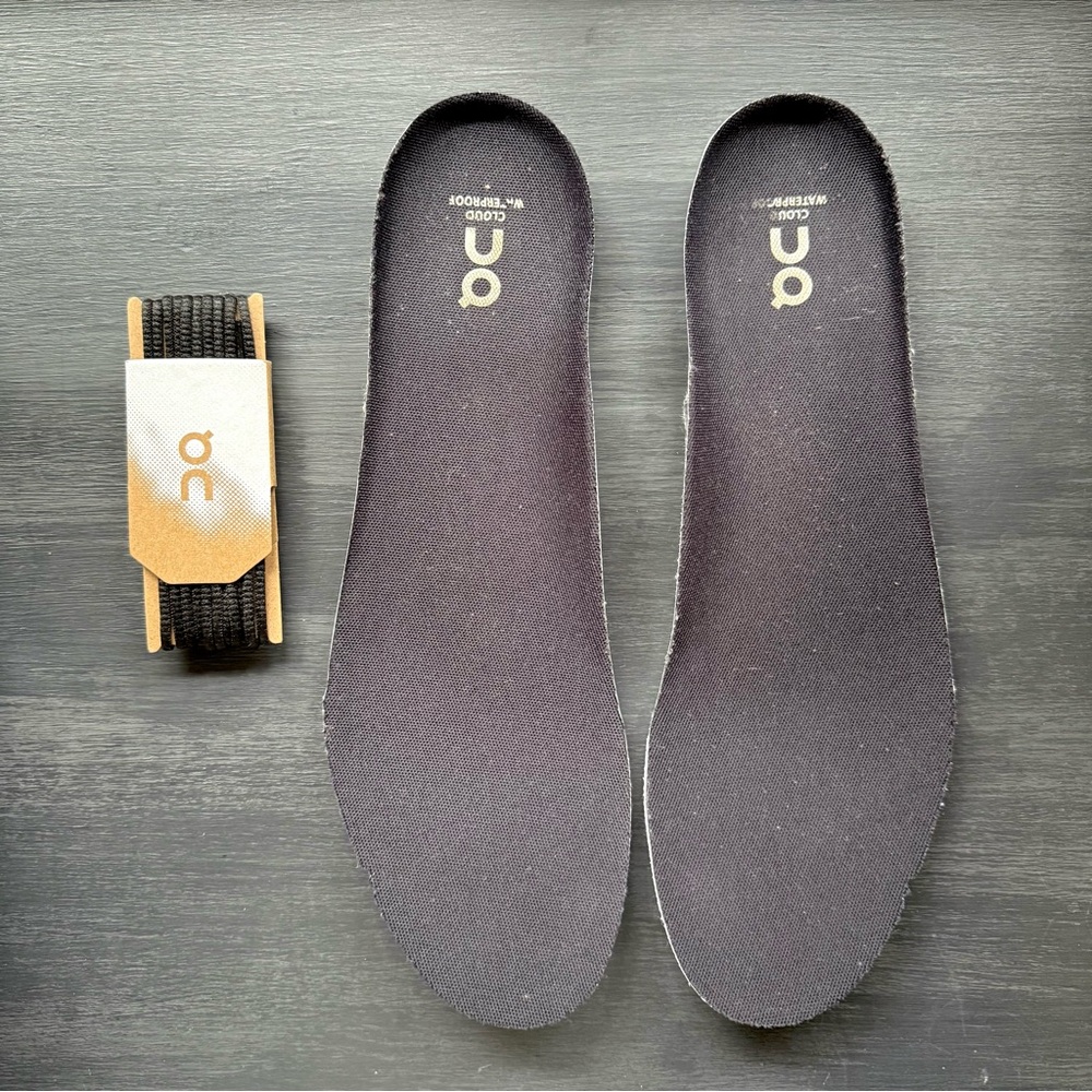 On Running Men's Black Cloud 5 Waterproof Size 11 - Picture 6 of 9